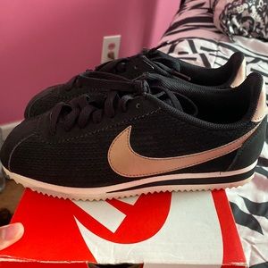 Nike Cortez